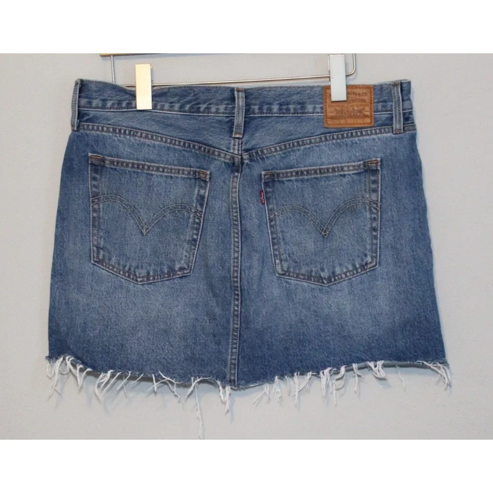 Levi's Deconstructed Button Fly Denim Cut Off Jean Skirt Blue Women's 32 H11823 - Picture 6 of 16